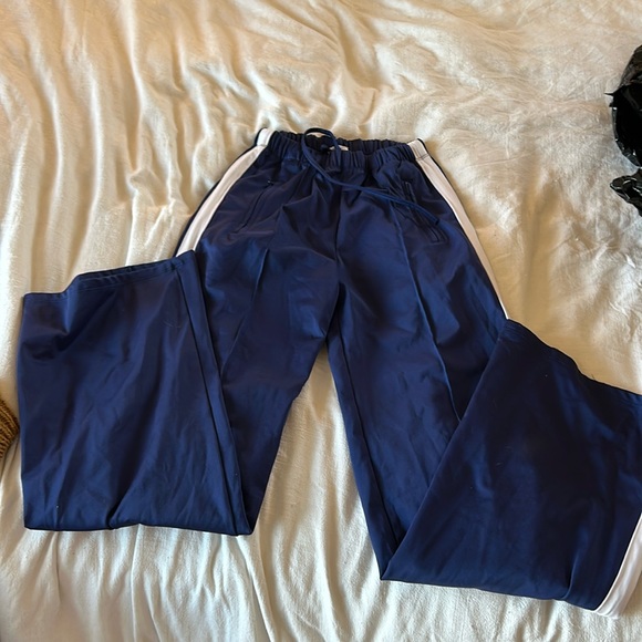 Edikted Pants - Subdued track pants